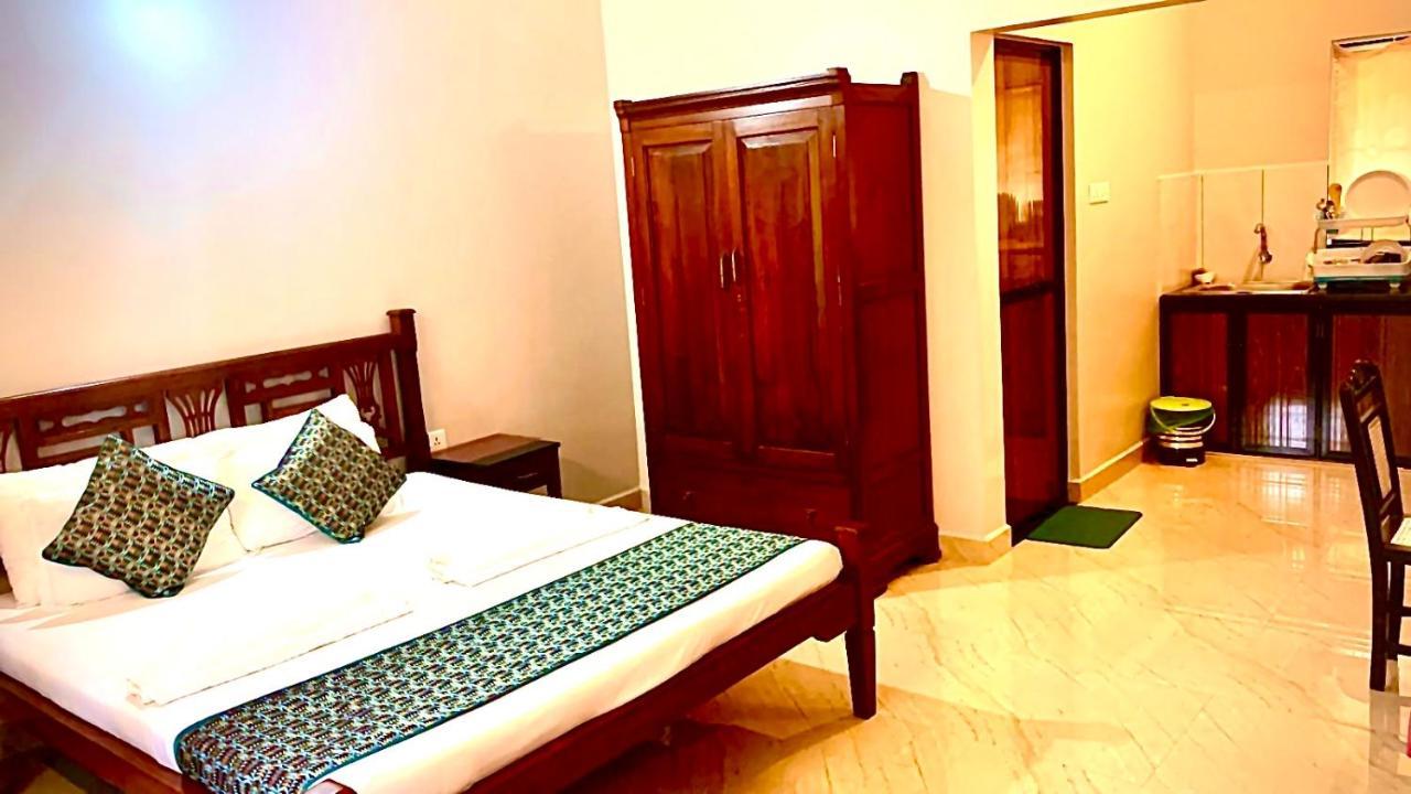 Stan-Inn, North Goa, Vagator, With Strong Wifi,Free Private Parking & Kitchen, Can Cook Where You Stay Eksteriør bilde